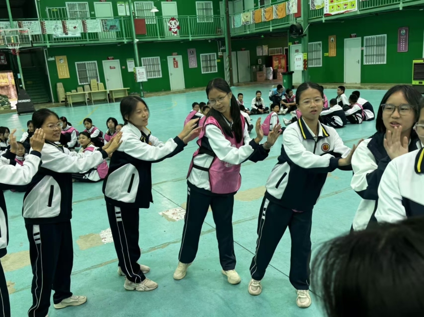 团1.jpg