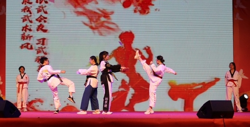 14、水之颂歌.jpg